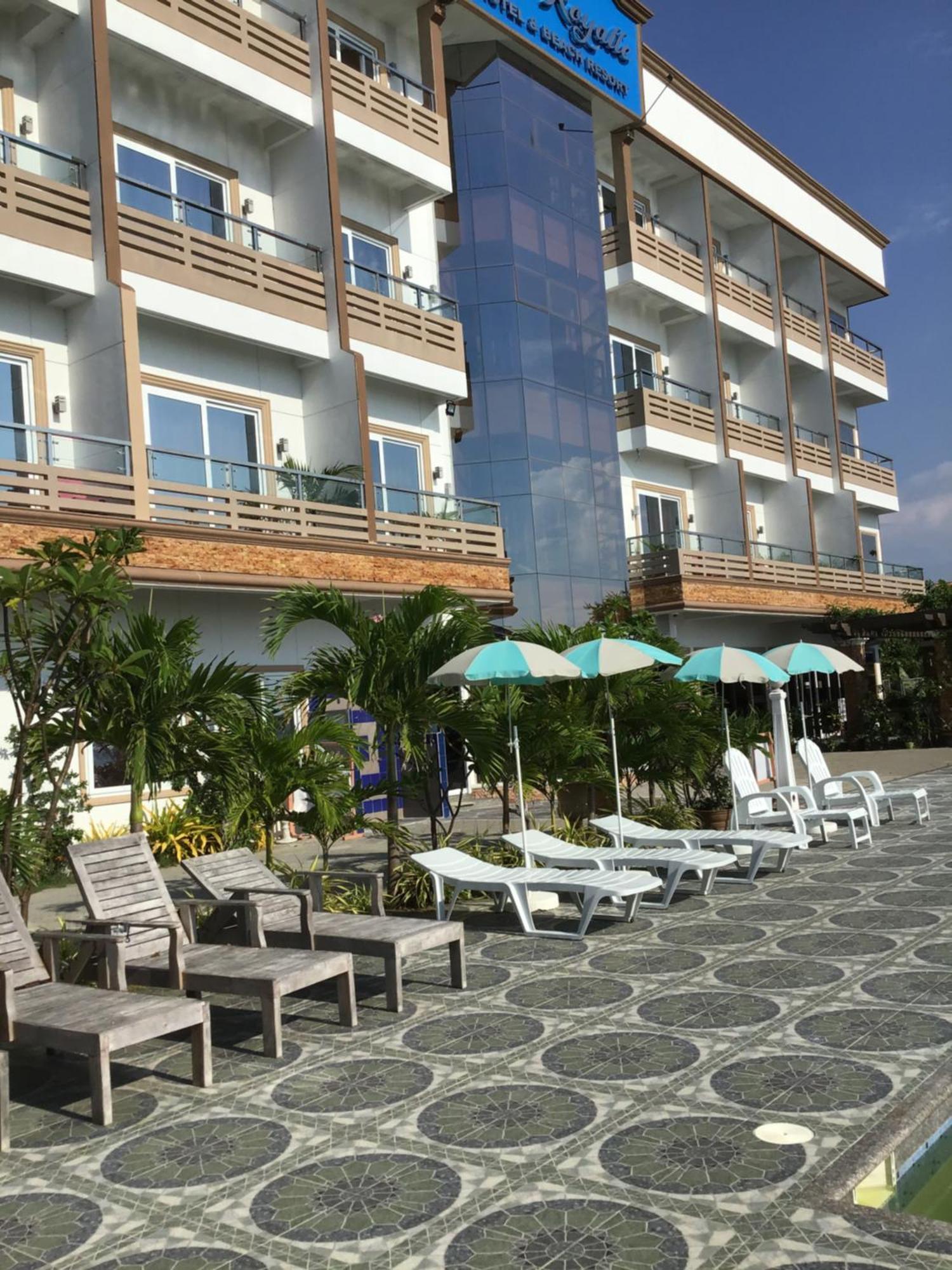 Em Royalle Hotel & Beach Resort San Juan  Exterior photo